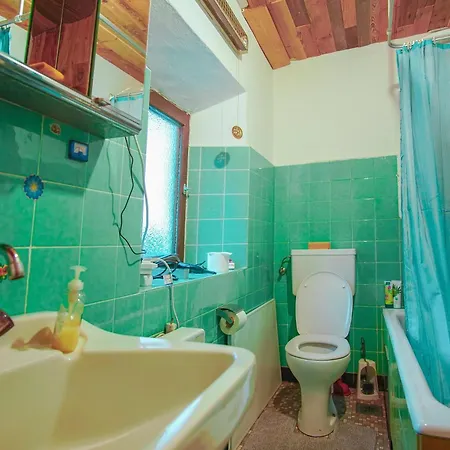 Elventhal - Private In Alpine Valley Chalet